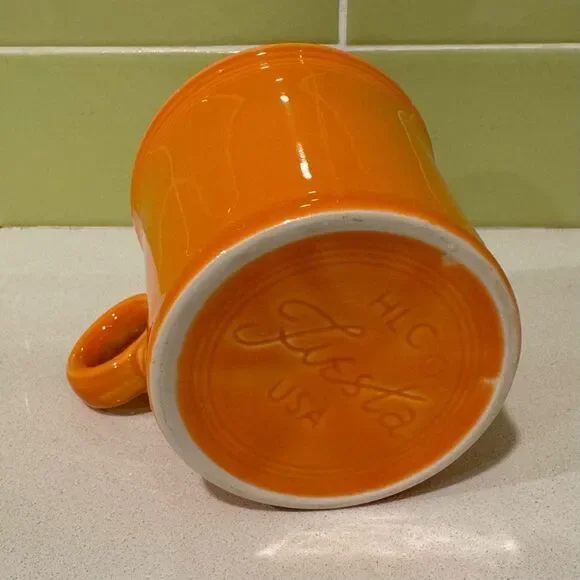 Vintage Fiestaware Tangerine Ring Handle Mug — Orange Fiesta Coffee Cup - Picture 3 of 4
